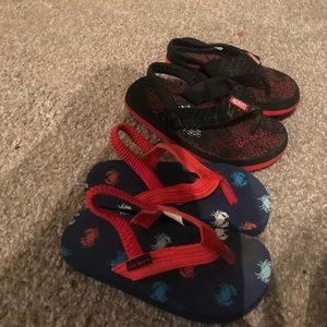 Toddler boy set of flip flop sandals. Sz 5/6 & 8